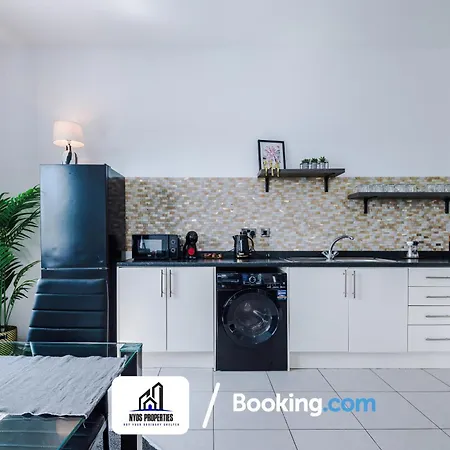 Apartment 25 Percent Off Monthly By Nyos Short Lets & Serviced Business Leisure *