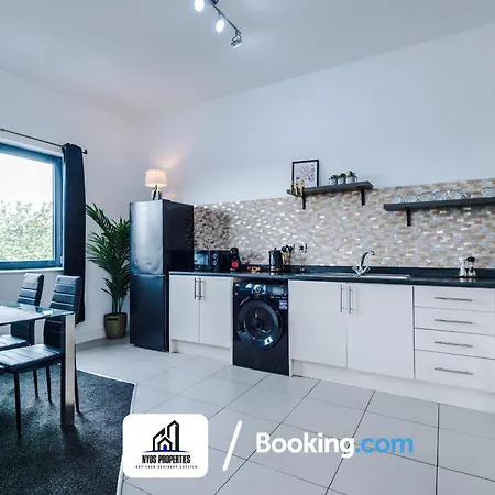 Apartment 25 Percent Off Monthly By Nyos Short Lets & Serviced Business Leisure Manchester