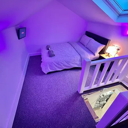 Lux 2 Bed Mancity Stadium, Coop Arena, Picadilly マンチェスター