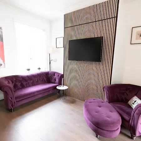 Ideal Near Etihad Holiday home