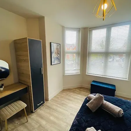 Brantwood 1 Apartment Manchester