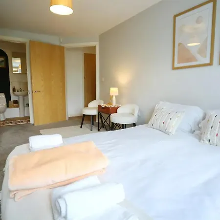 2bed Flat - Free Parking - Etihad Co-op Live - Pass The Keys アパート