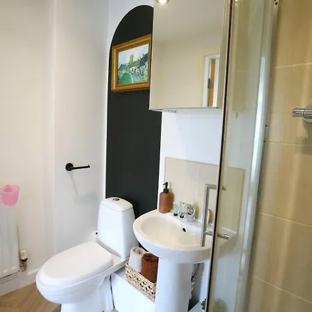 2bed Flat - Free Parking - Etihad Co-op Live - Pass The Keys アパート マンチェスター