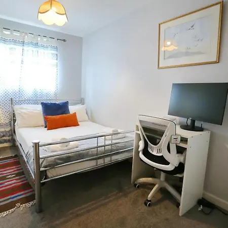2bed Flat - Free Parking - Etihad Co-op Live - Pass The Keys アパート