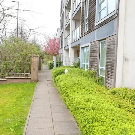 2bed Flat - Free Parking - Etihad Co-op Live - Pass The Keys *
