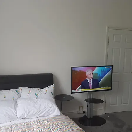 A Quiet & Comfortable 4 Bedroom House