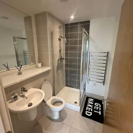 2 Bed Corner With Gym Appartement