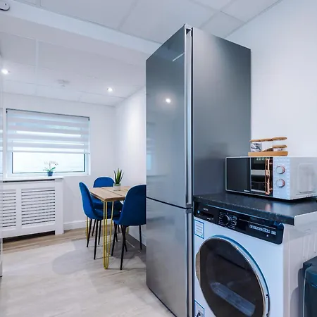 Nyaraló 4 Bedroom Victorian House