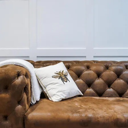 Nyaraló 4 Bedroom Victorian House *