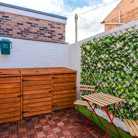 Holiday home The Retreat Near Salford Quays Manchester