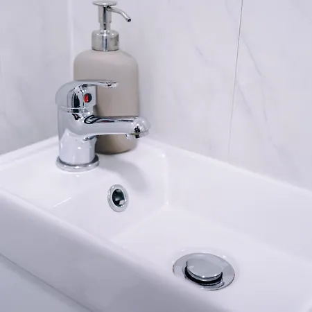 4 Bedroom Victorian House