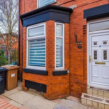 4 Bedroom Victorian House Manchester