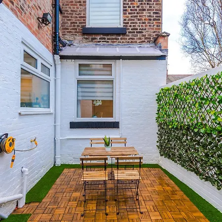 4 Bedroom Victorian House Hébergement de vacances *