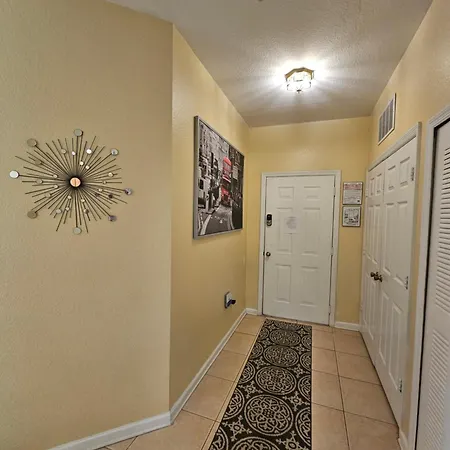 Apartment Stunning Florida