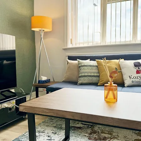 Kozyguru Spacious 3 Bedroom 8ppl Hse 50% Off Long アパート マンチェスター