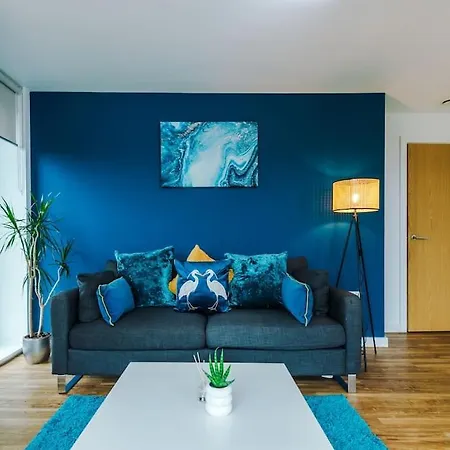 Lux Livin' - Luxury 2 Bed With Skyline View & 24 Hour Gym Апартаменты Манчестер