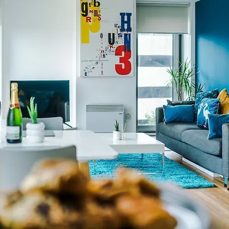 Lux Livin' - Luxury 2 Bed With Skyline View & 24 Hour Gym Apartament Manchester