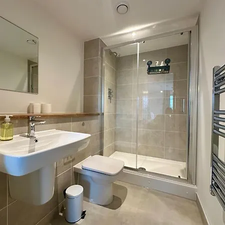 Apartment Beautiful Waterside Near Old Trafford