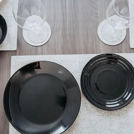 別荘 Spacious 3br - Pool Table - Games - Sleeps 9 マンチェスター