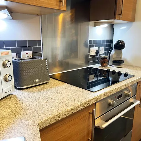 Apartment 2 Bed Sportcity Opposite Etihad Stadium & Coop Live *