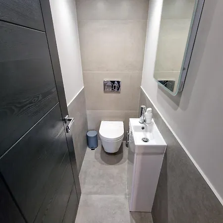 Luxury 5 Star Didsbury By Superhost * Manchester