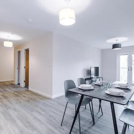 2bed Apartment, Near Bus Stop * מנצ'סטר