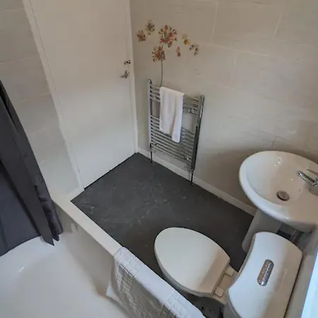 Ashfield 3 Bed 1 Bath Longsight Prázdninový dům *