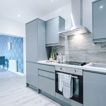 The Ecclesian Deluxe Near Trafford Centre Eccles Train Station Apartment Manchester