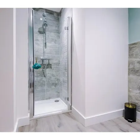 The Ecclesian Deluxe Near Trafford Centre Eccles Train Station * Manchester