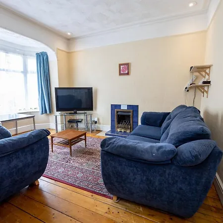 Guestready - Enchanting Life In Gorse Hill בית נופש מנצ'סטר