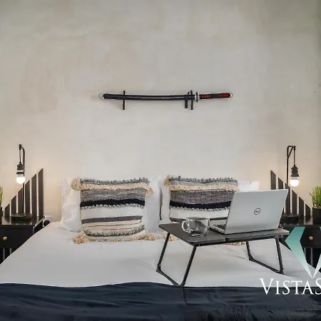 Japanese-inspired Cozy 1-bed In By Vista Apartment