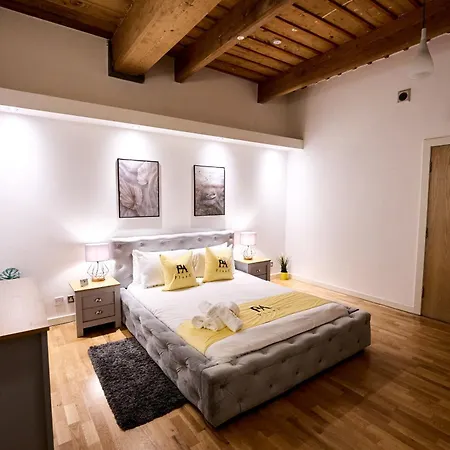 Apartamento Pluxa Citronella -2 Floors Of Football Location With Workspace *