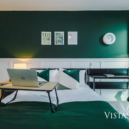 Apartamento Stylish 2bdr By Vista Short Lets & Serviced With Pool Table & Free Wifi Near Mánchester