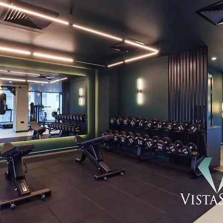Modern 2 Bedroom By Vista Short Lets & Serviced With Free Wifi & Dart Board Apartman *