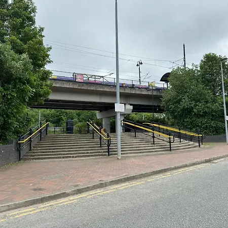 Penthouse Height Flat, View Balcony, Quiet, Free Wifi, Gym & Minimalistic Lägenhet Manchester