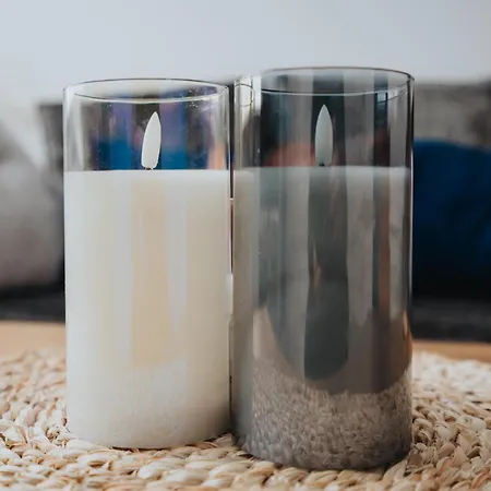 Hill Lane In - Free Parking *