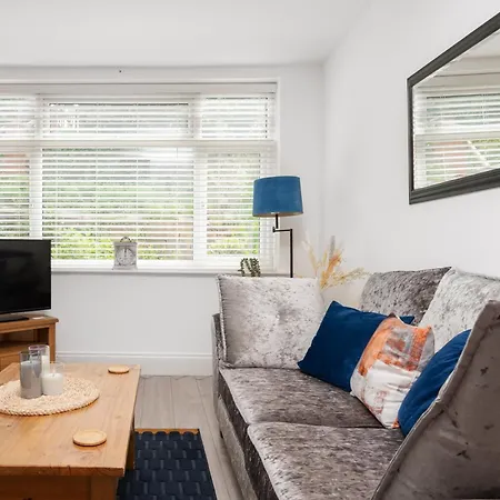 Hilltop House In - Free Parking Holiday home Manchester