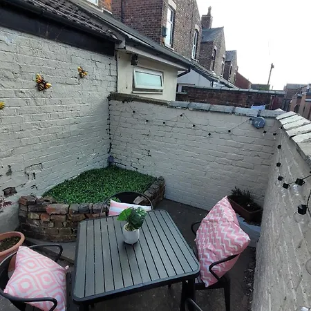 Ideal Near Etihad Holiday home
