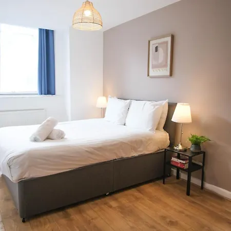 Modern & Premium 2br 2ba Center מנצ'סטר