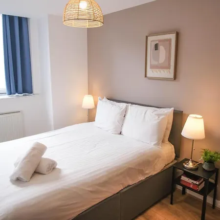 דירה Modern & Premium 2br 2ba Center