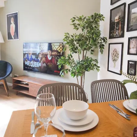 Apartament Modern & Spacious Centre For Long Manchester