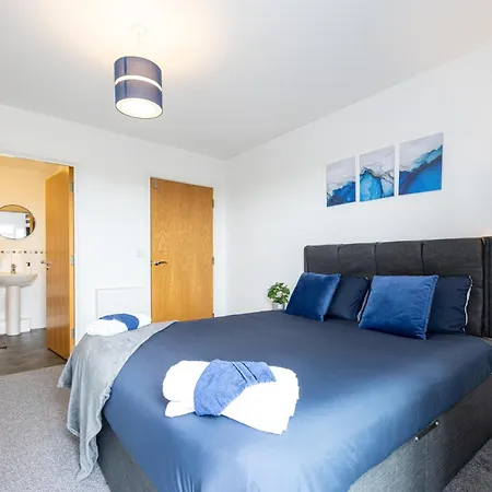 Apartment Manchester, Etihad Stadium View , Coop Live, Modern 2 Bed Apartment, *