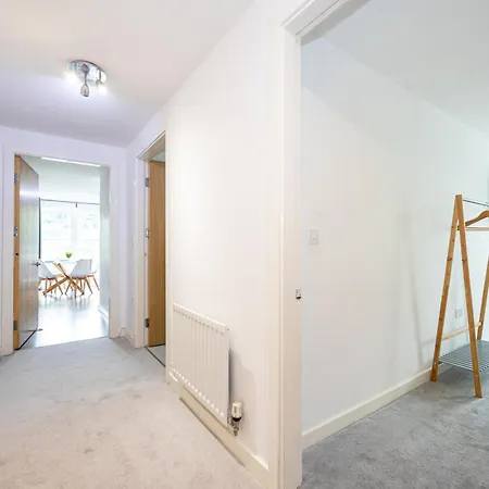 Near Centre, Etihad, Coop Live Apartment *