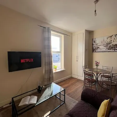 Apartamento In Didsbury On Burton Road