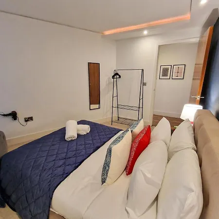 Superhost Luxury Flat * Manchester