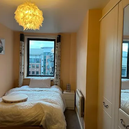 Family Retreat - Center 맨체스터