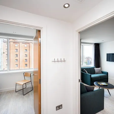 Staycity Piccadilly Lejlighedshotel 4*