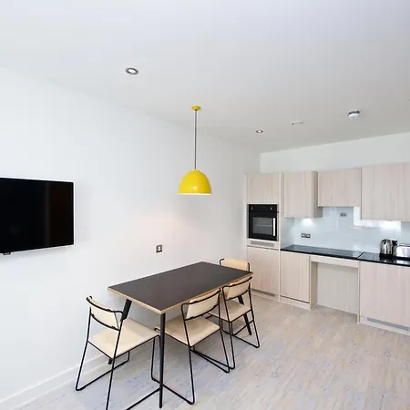 מלון דירות Staycity Piccadilly