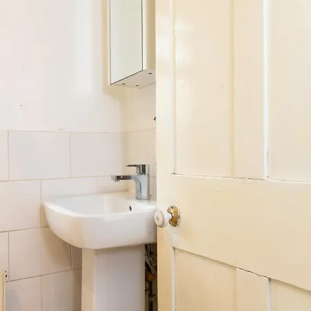 Lovely Private Near Mcr Centre Apartment