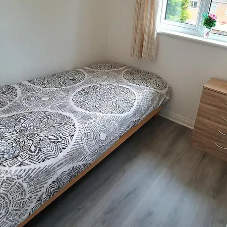 Lovely 3 Bedroom House * Manchester